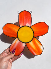 Load image into Gallery viewer, Eye Bloom - Orange
