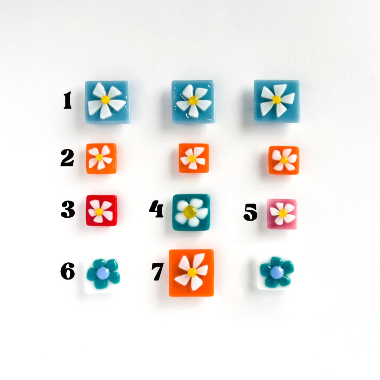 Daisy Square Glass Magnets